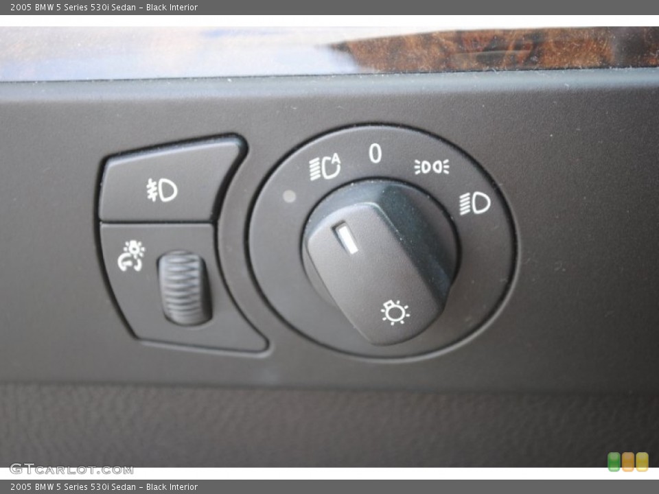 Black Interior Controls for the 2005 BMW 5 Series 530i Sedan #76534217