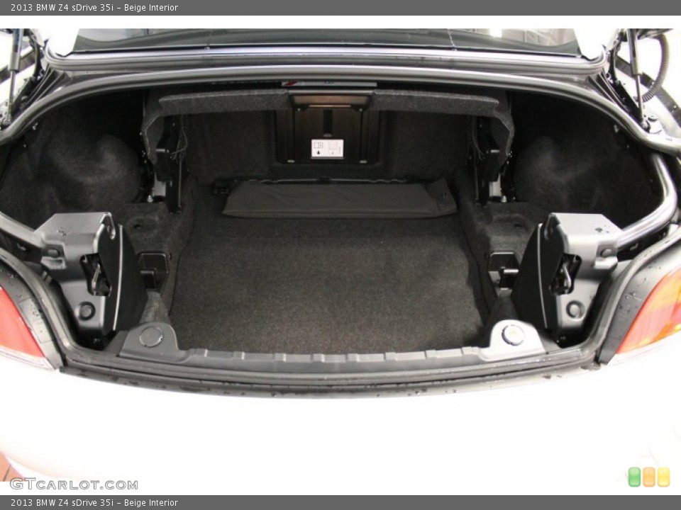 Beige Interior Trunk for the 2013 BMW Z4 sDrive 35i #76537926