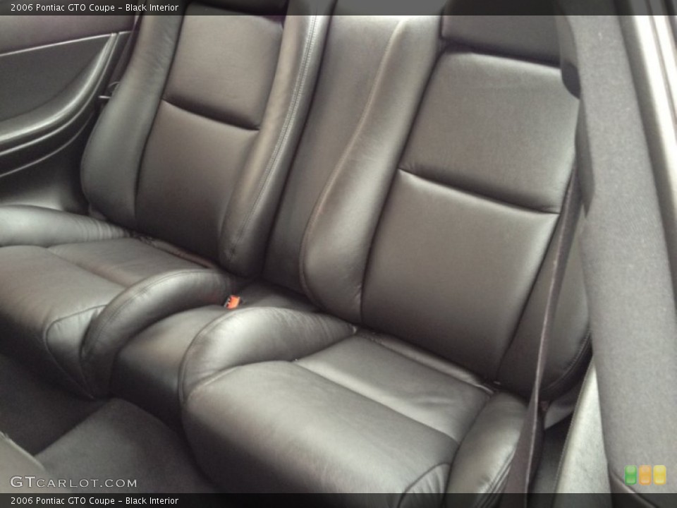 Black Interior Rear Seat for the 2006 Pontiac GTO Coupe #76542001