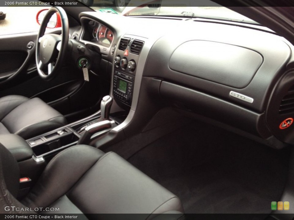 Black Interior Dashboard for the 2006 Pontiac GTO Coupe #76542113