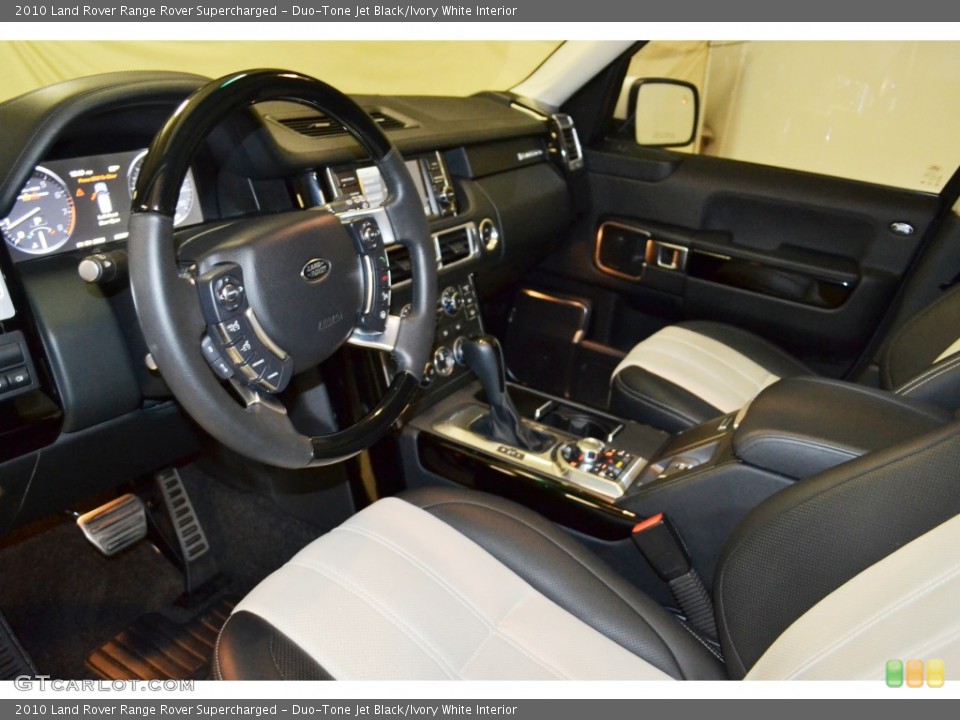 Duo-Tone Jet Black/Ivory White Interior Photo for the 2010 Land Rover Range Rover Supercharged #76544391