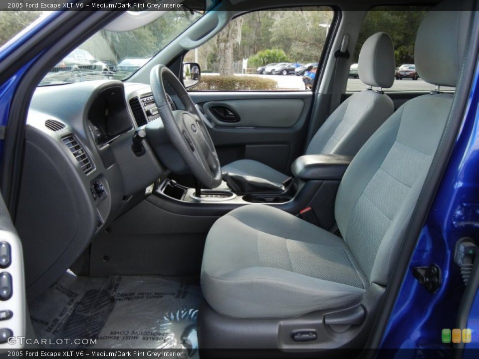 Medium/Dark Flint Grey Interior Photo for the 2005 Ford Escape XLT V6 #76551134