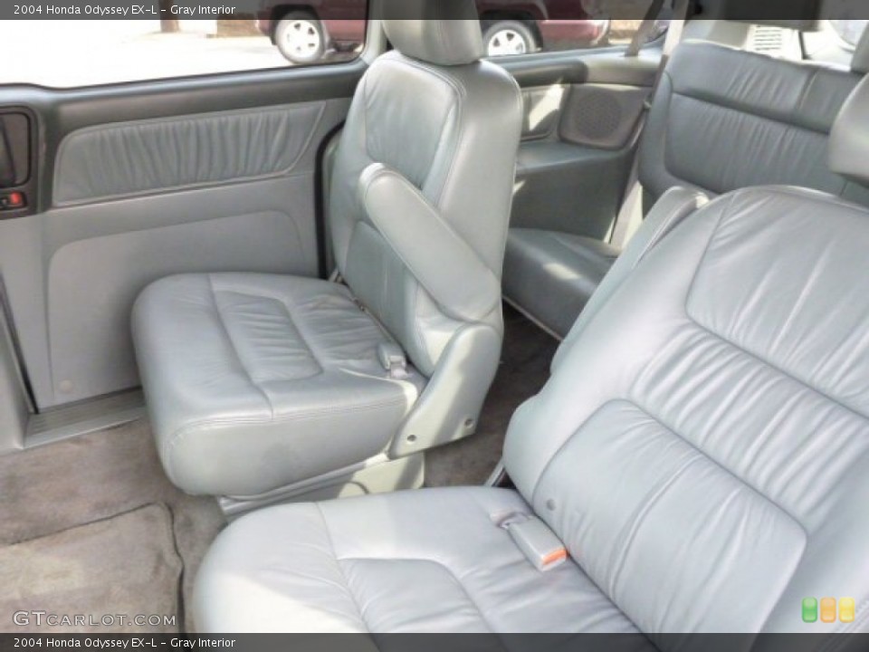Gray Interior Rear Seat for the 2004 Honda Odyssey EX-L #76552034