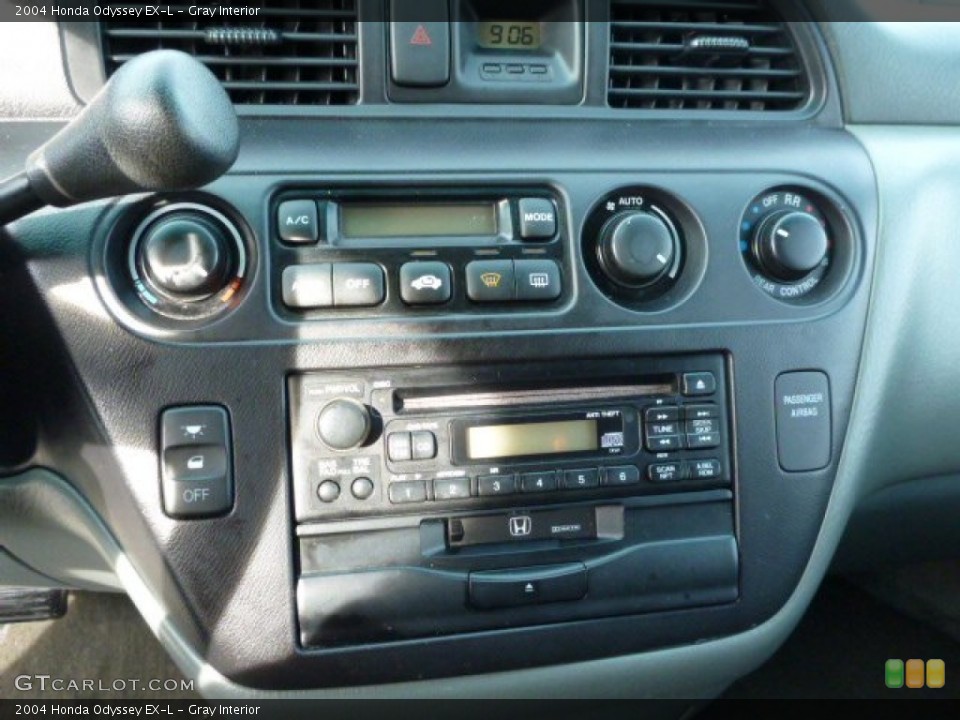 Gray Interior Controls for the 2004 Honda Odyssey EX-L #76552166