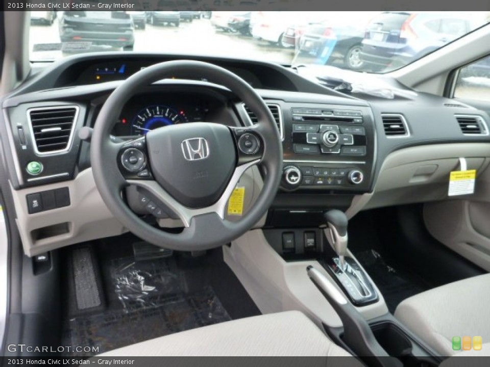 Gray Interior Photo for the 2013 Honda Civic LX Sedan #76554200