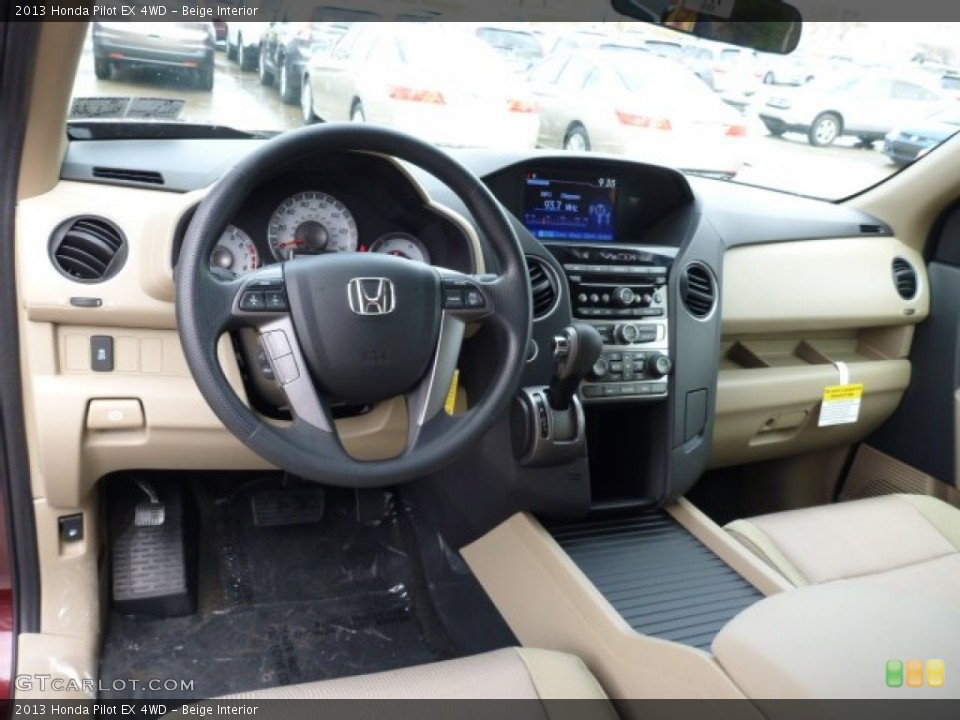 Beige Interior Dashboard for the 2013 Honda Pilot EX 4WD #76557506