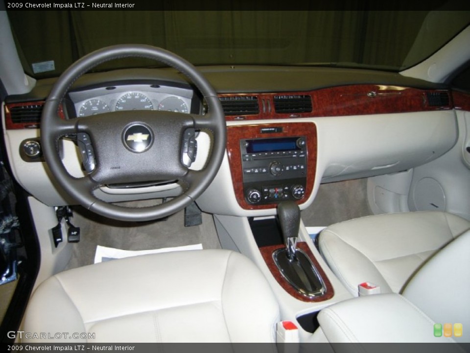 Neutral Interior Dashboard for the 2009 Chevrolet Impala LTZ #76574254