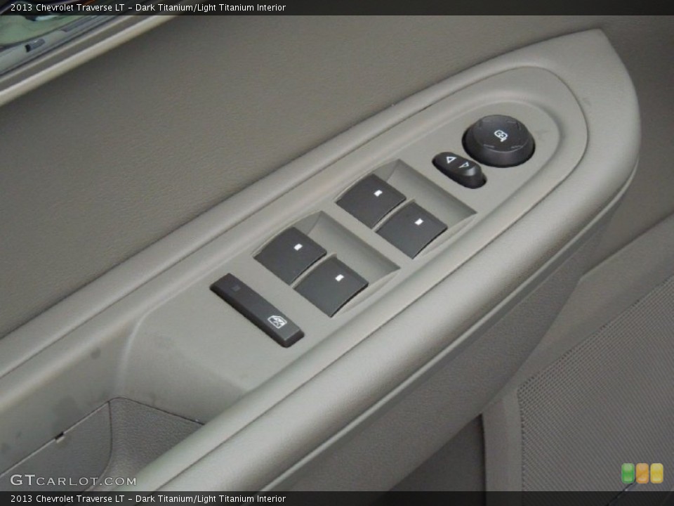 Dark Titanium/Light Titanium Interior Controls for the 2013 Chevrolet Traverse LT #76576446