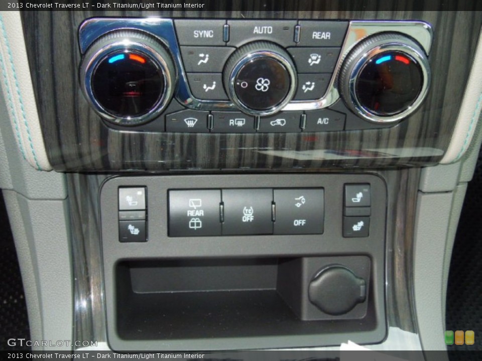 Dark Titanium/Light Titanium Interior Controls for the 2013 Chevrolet Traverse LT #76576486