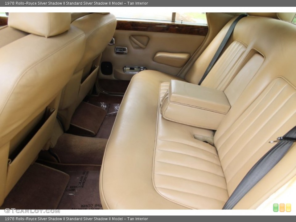 Tan Interior Rear Seat for the 1978 Rolls-Royce Silver Shadow II  #76579683