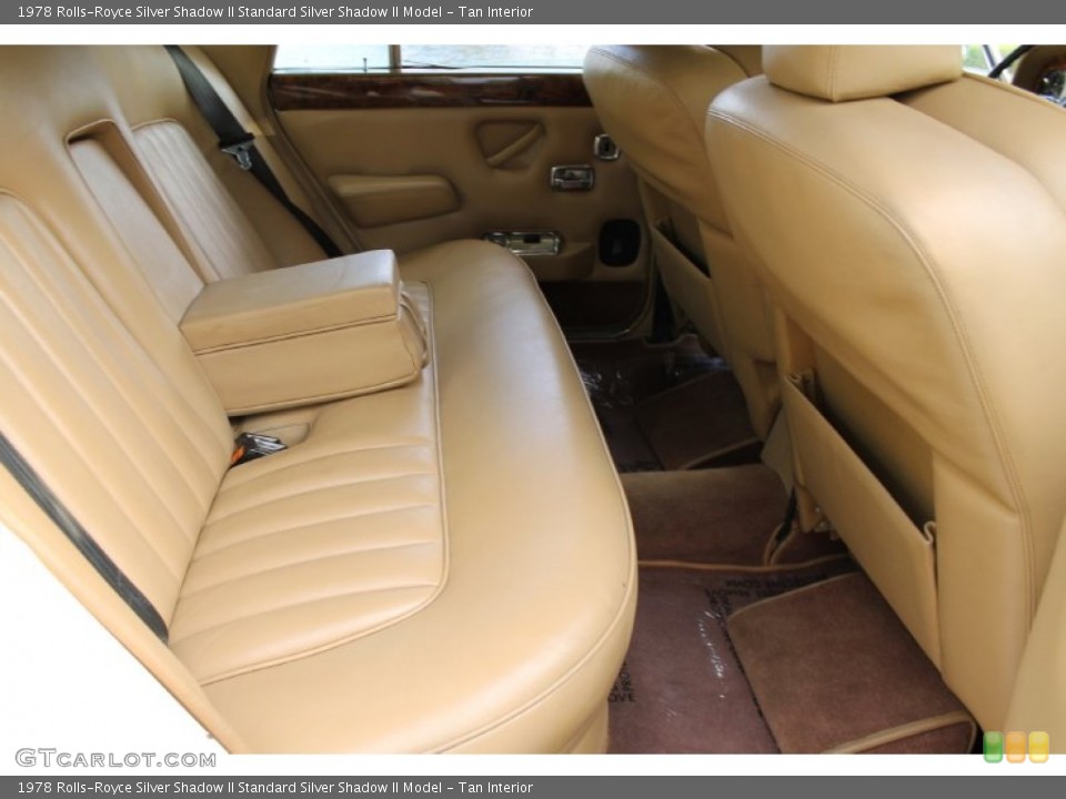 Tan Interior Rear Seat for the 1978 Rolls-Royce Silver Shadow II  #76579710