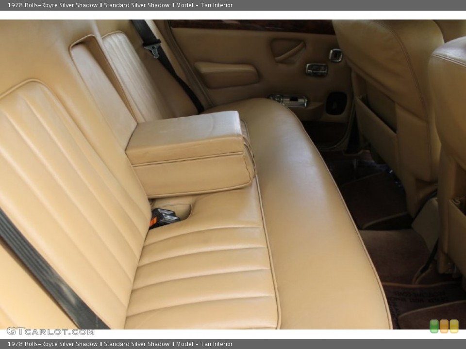 Tan Interior Rear Seat for the 1978 Rolls-Royce Silver Shadow II  #76579757