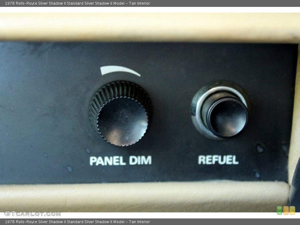 Tan Interior Controls for the 1978 Rolls-Royce Silver Shadow II  #76580027