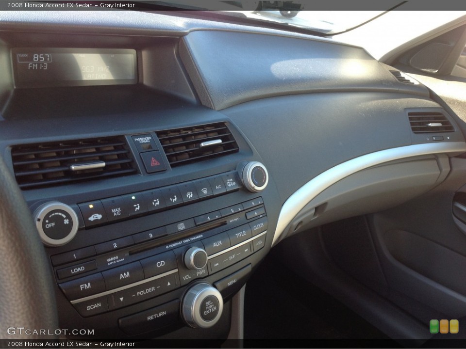 Gray Interior Controls for the 2008 Honda Accord EX Sedan #76587205