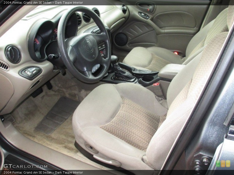 Dark Taupe Interior Photo for the 2004 Pontiac Grand Am SE Sedan #76596038
