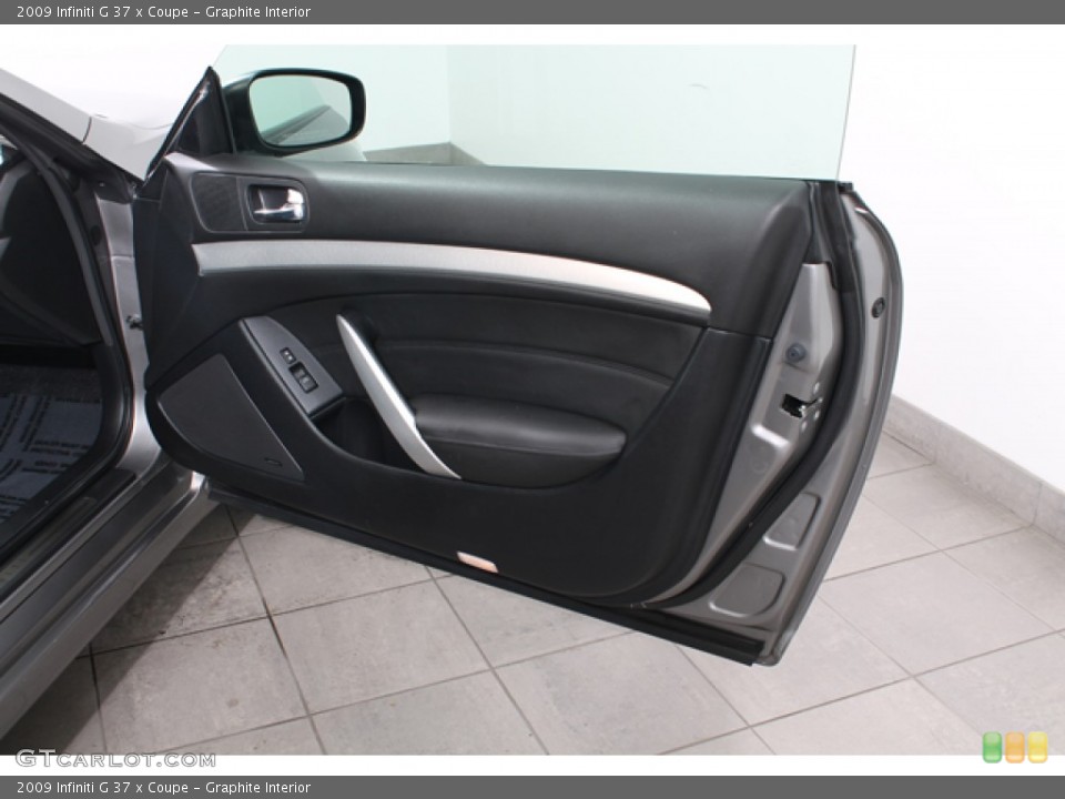 Graphite Interior Door Panel for the 2009 Infiniti G 37 x Coupe #76596996