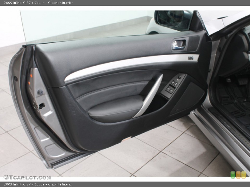 Graphite Interior Door Panel for the 2009 Infiniti G 37 x Coupe #76597030