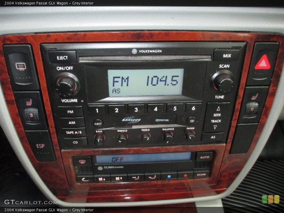 Grey Interior Controls for the 2004 Volkswagen Passat GLX Wagon #76599175