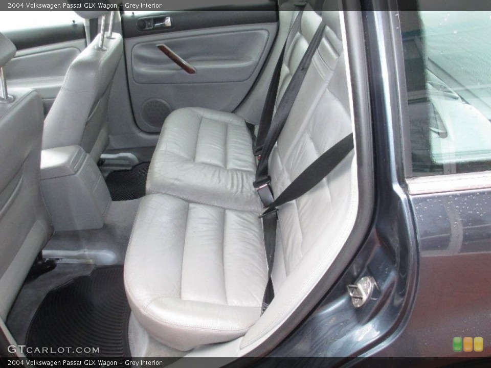 Grey Interior Rear Seat for the 2004 Volkswagen Passat GLX Wagon #76599385