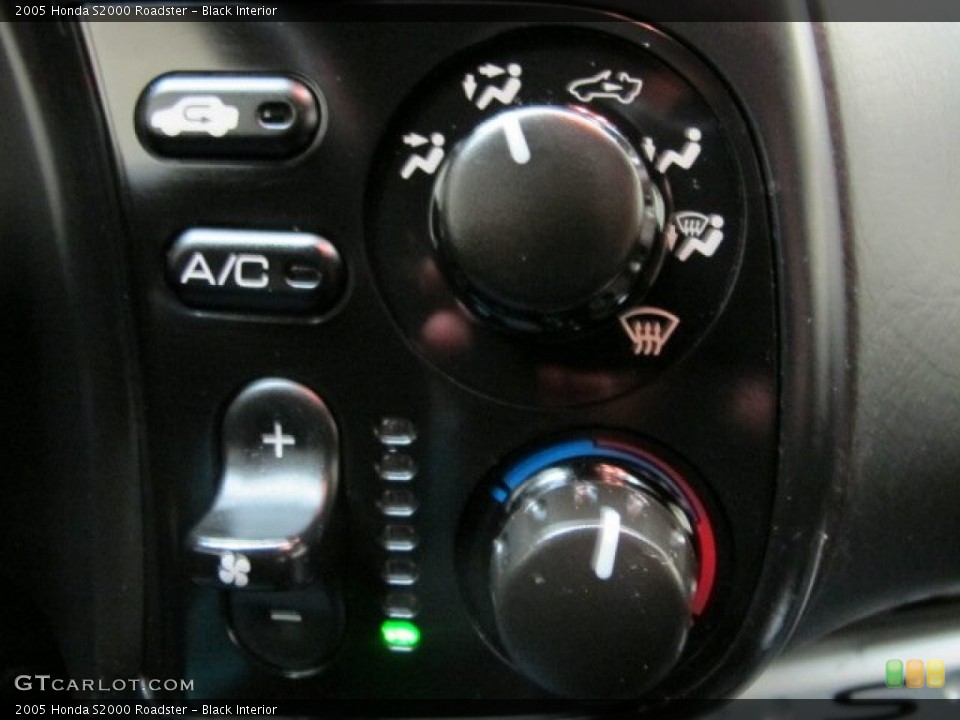 Black Interior Controls for the 2005 Honda S2000 Roadster #76600525