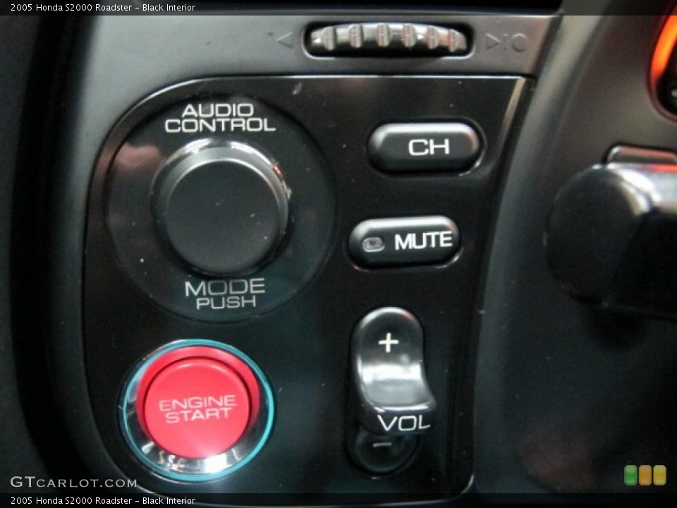 Black Interior Controls for the 2005 Honda S2000 Roadster #76600570