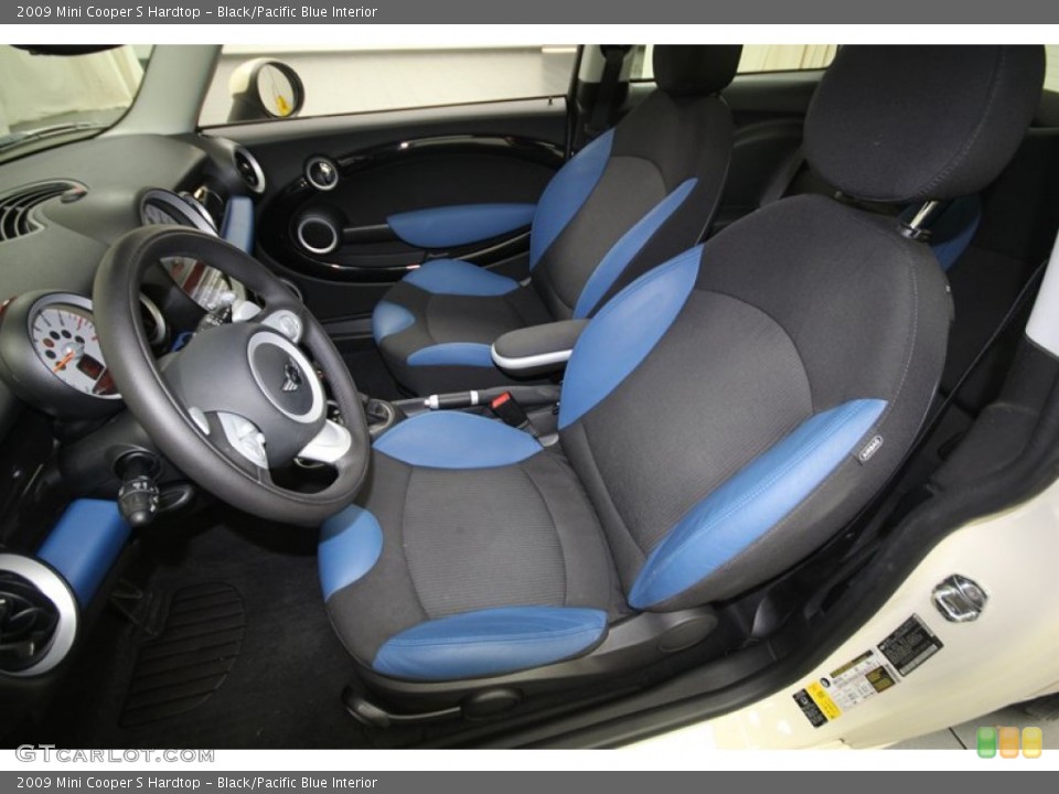 Black/Pacific Blue Interior Photo for the 2009 Mini Cooper S Hardtop #76601197