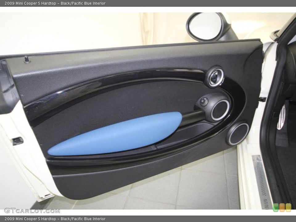 Black/Pacific Blue Interior Door Panel for the 2009 Mini Cooper S Hardtop #76601466