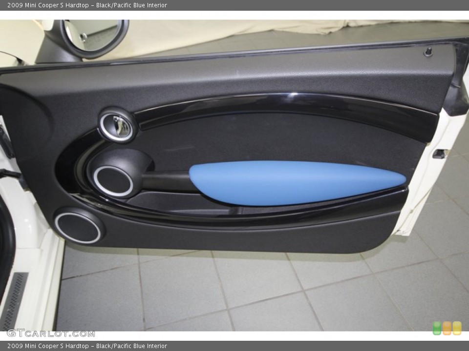 Black/Pacific Blue Interior Door Panel for the 2009 Mini Cooper S Hardtop #76601822
