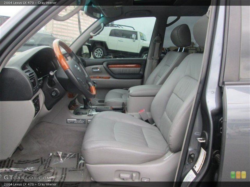 Gray Interior Photo for the 2004 Lexus LX 470 #76601935