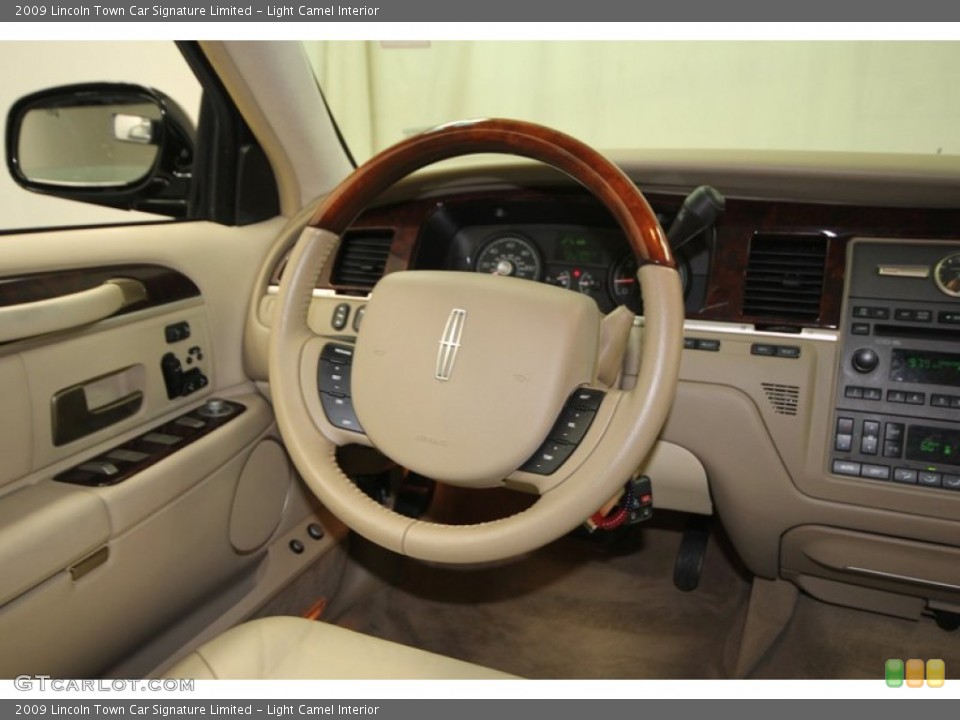 Light Camel Interior Steering Wheel for the 2009 Lincoln Town Car Signature Limited #76605083