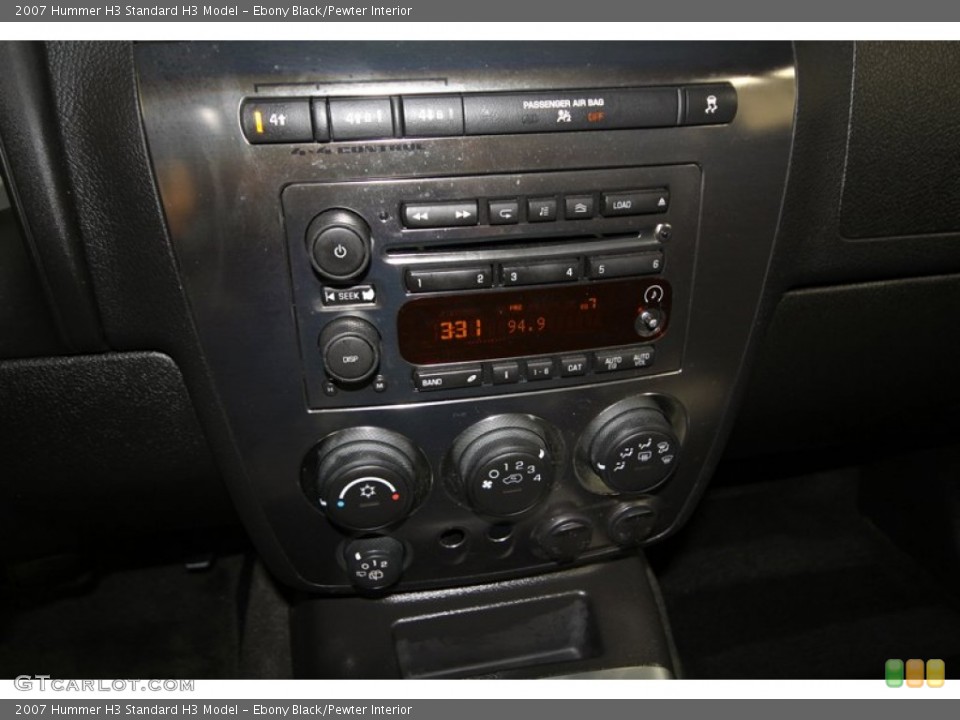 Ebony Black/Pewter Interior Controls for the 2007 Hummer H3  #76618117