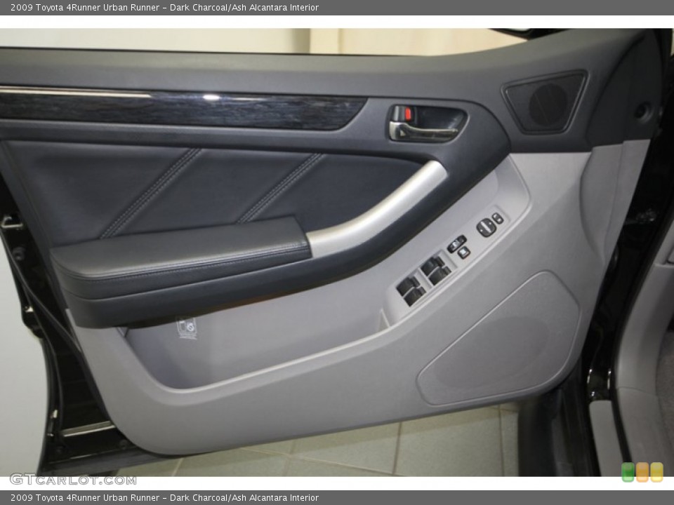 Dark Charcoal/Ash Alcantara Interior Door Panel for the 2009 Toyota 4Runner Urban Runner #76620373