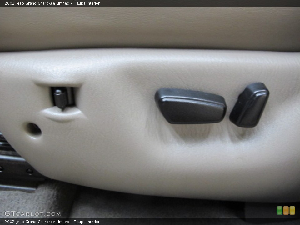 Taupe Interior Controls for the 2002 Jeep Grand Cherokee Limited #76625805