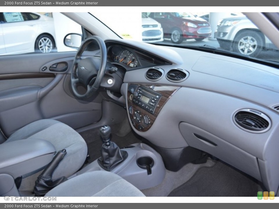 Medium Graphite Interior Dashboard for the 2000 Ford Focus ZTS Sedan #76632516