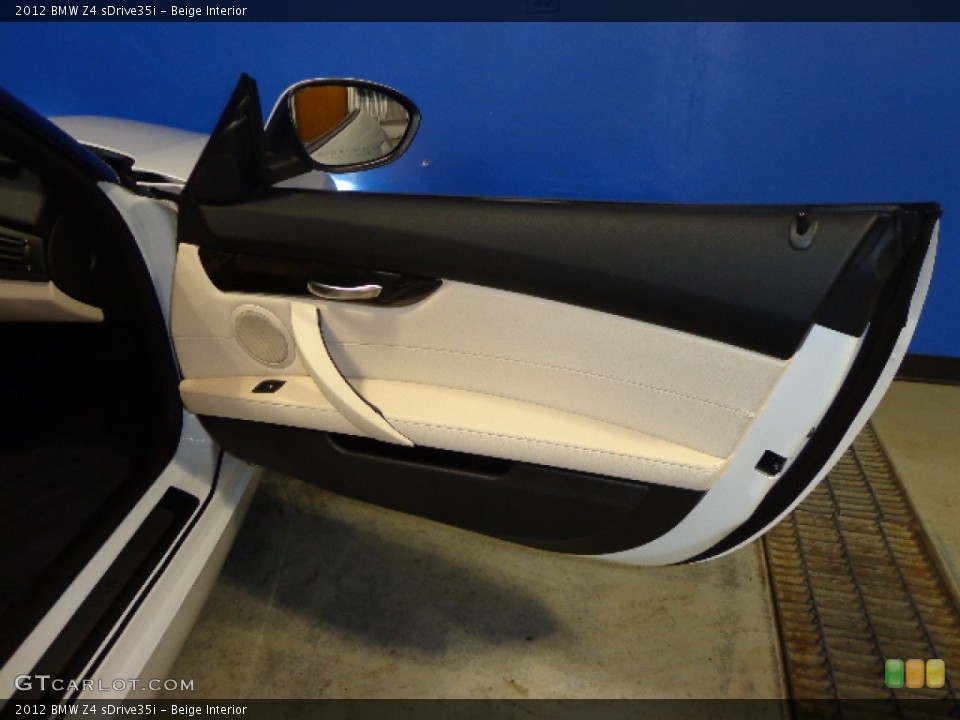 Beige Interior Door Panel for the 2012 BMW Z4 sDrive35i #76633146