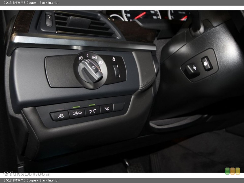 Black Interior Controls for the 2013 BMW M6 Coupe #76650912