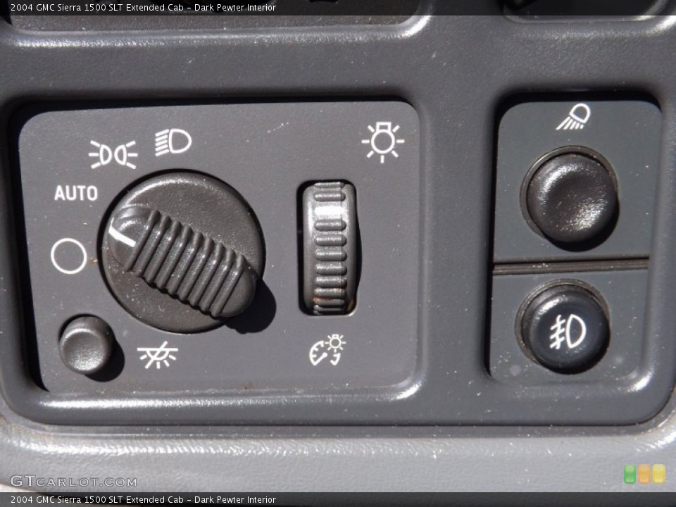 Dark Pewter Interior Controls for the 2004 GMC Sierra 1500 SLT Extended Cab #76657362