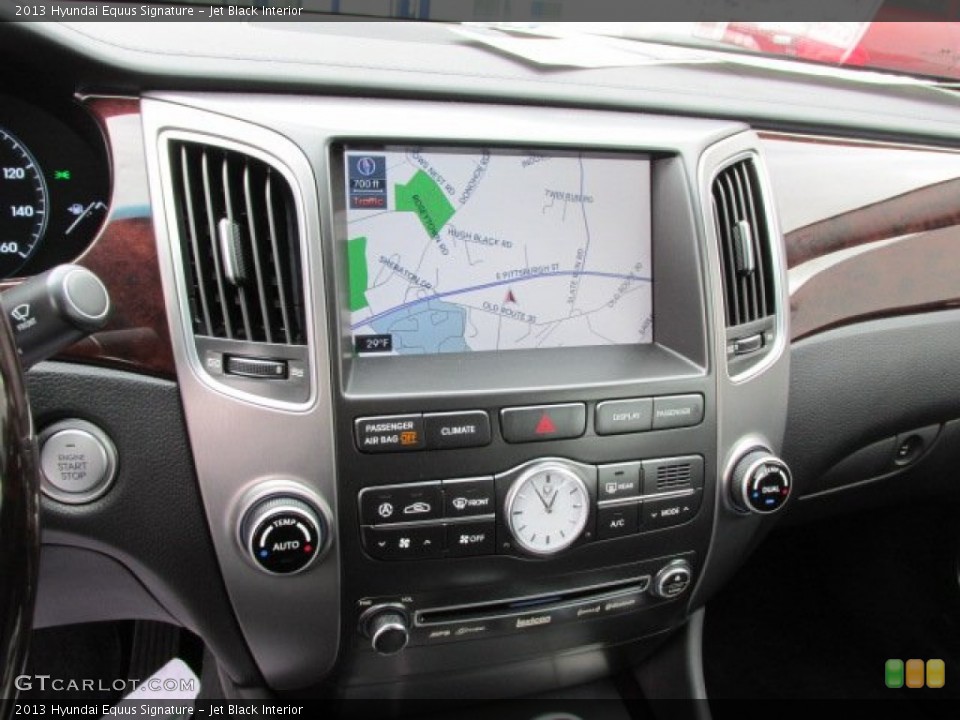 Jet Black Interior Navigation for the 2013 Hyundai Equus Signature #76660490