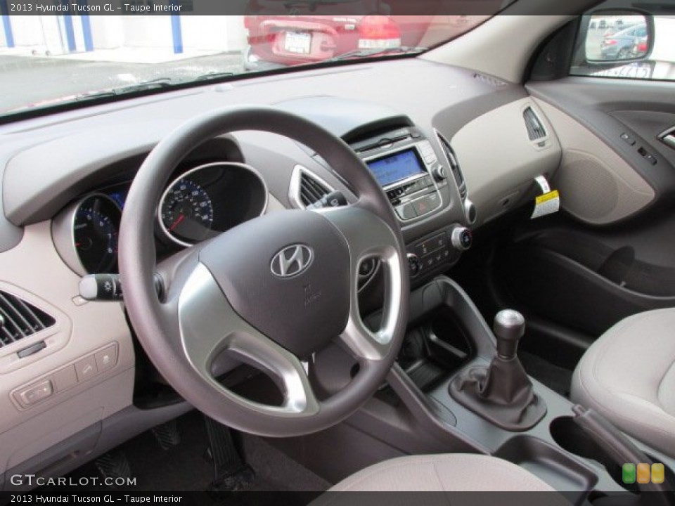 Taupe Interior Prime Interior for the 2013 Hyundai Tucson GL #76661106