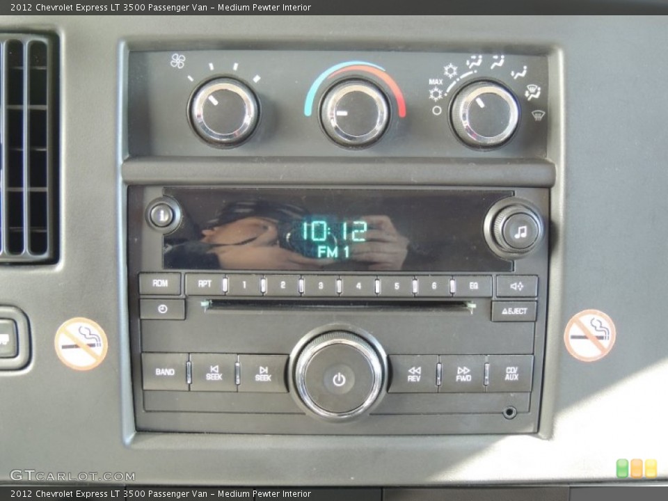 Medium Pewter Interior Controls for the 2012 Chevrolet Express LT 3500 Passenger Van #76666982