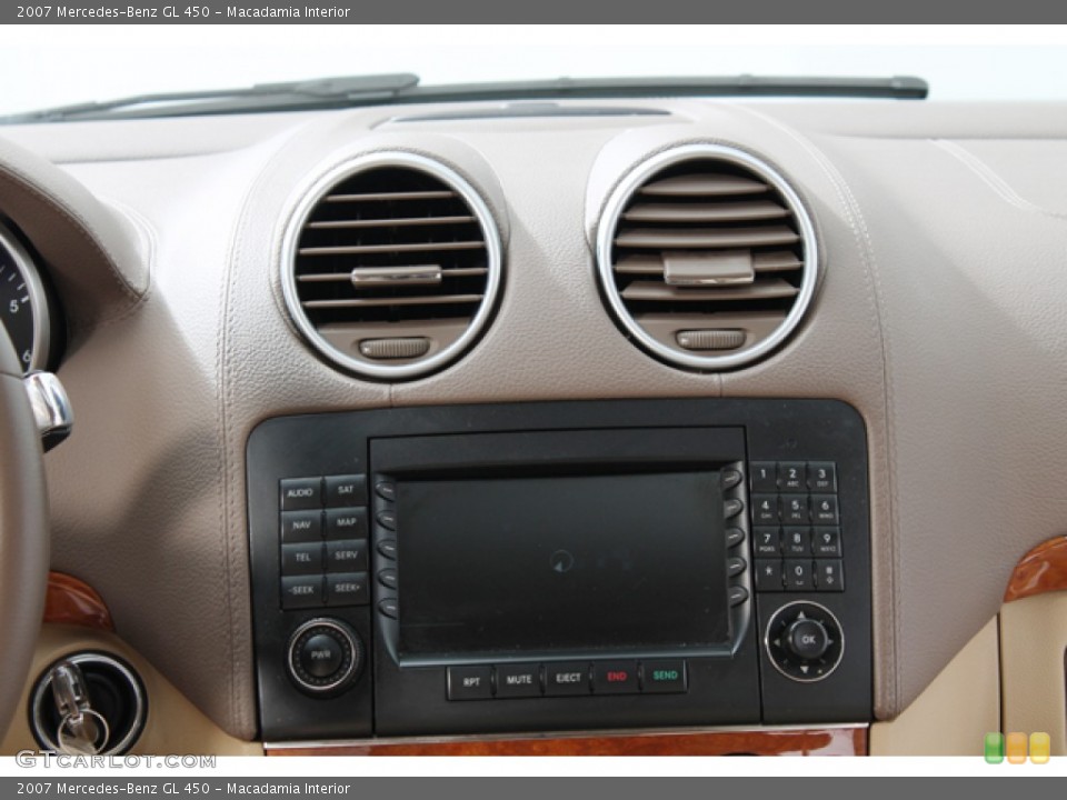 Macadamia Interior Controls for the 2007 Mercedes-Benz GL 450 #76667412