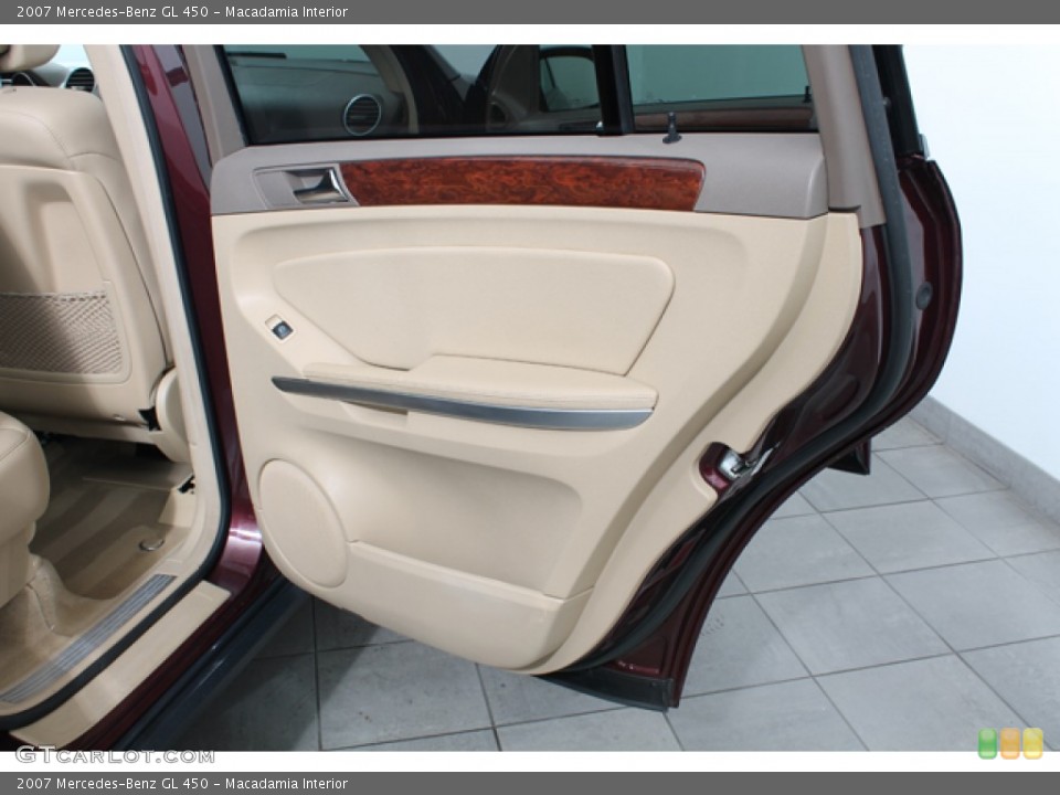 Macadamia Interior Door Panel for the 2007 Mercedes-Benz GL 450 #76667532