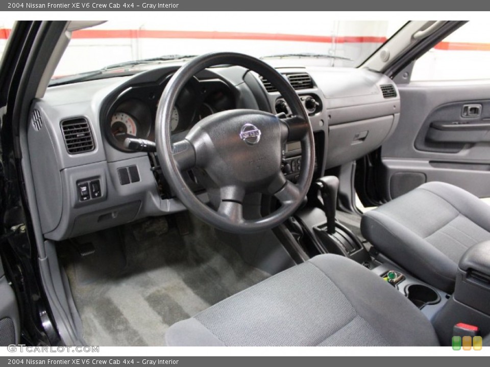 Gray 2004 Nissan Frontier Interiors