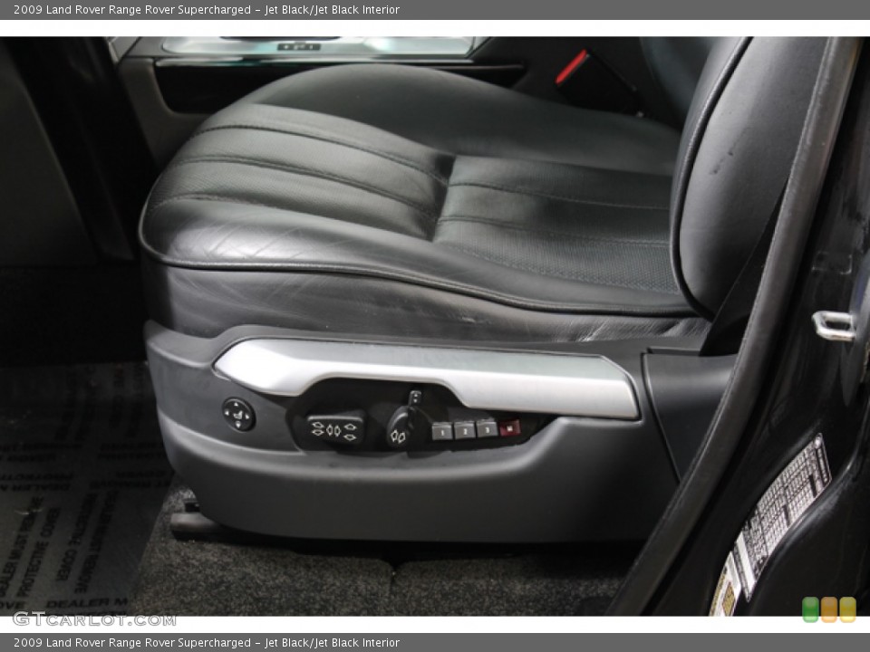 Jet Black/Jet Black Interior Controls for the 2009 Land Rover Range Rover Supercharged #76670385