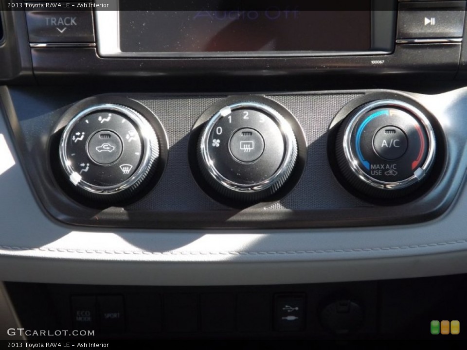 Ash Interior Controls for the 2013 Toyota RAV4 LE #76680327