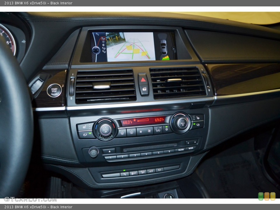 Black Interior Controls for the 2013 BMW X6 xDrive50i #76695961