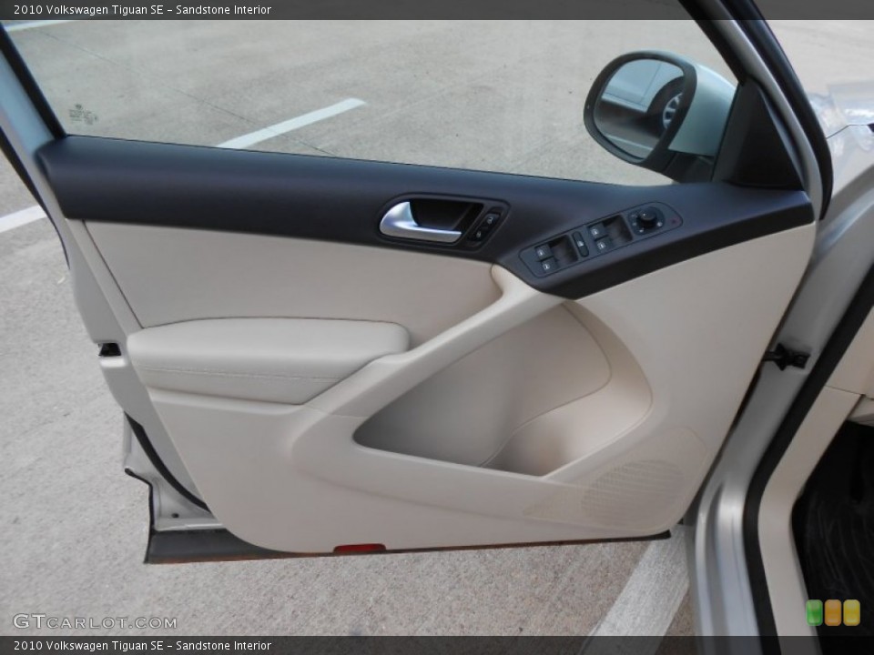 Sandstone Interior Door Panel for the 2010 Volkswagen Tiguan SE #76697095