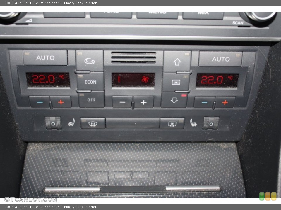 Black/Black Interior Controls for the 2008 Audi S4 4.2 quattro Sedan #76735660