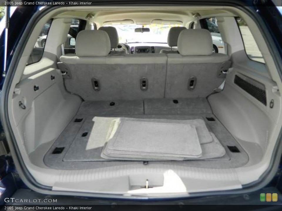 Khaki Interior Trunk for the 2005 Jeep Grand Cherokee Laredo #76744112