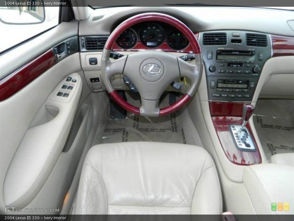 Ivory Interior Dashboard for the 2004 Lexus ES 330 #76748102